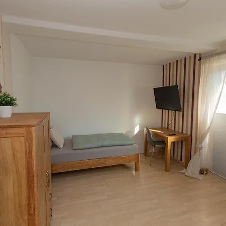 Ferienhaus Monteurszimmer Flotte Lotte Wewelsfleth