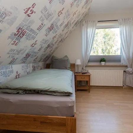 Ferienhaus Monteurszimmer Flotte Lotte *